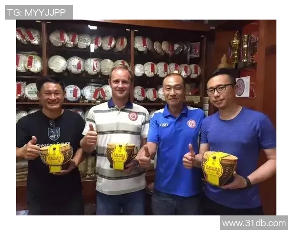 足球明星品味茶文化的独特魅力与生活方式探秘