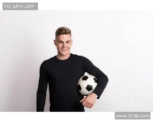 足球明星在摄影棚中的精彩瞬间展现与背后的故事揭秘