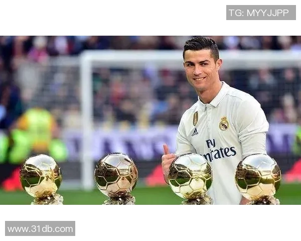 足球明星大型手办图片欣赏与收藏指南让你领略球场英雄的魅力与风采