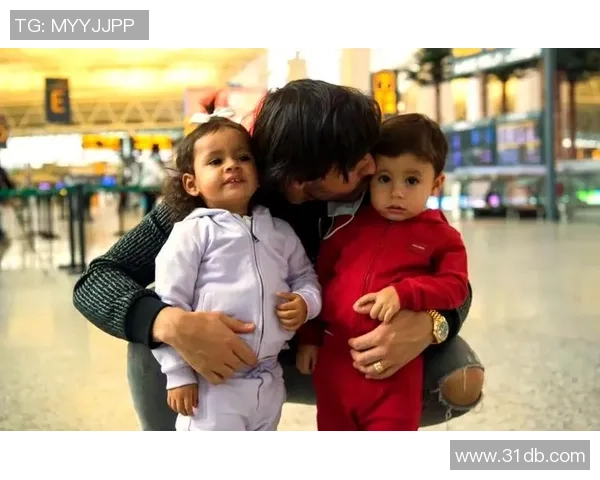 足球明星妻子们的风采展示与生活点滴分享