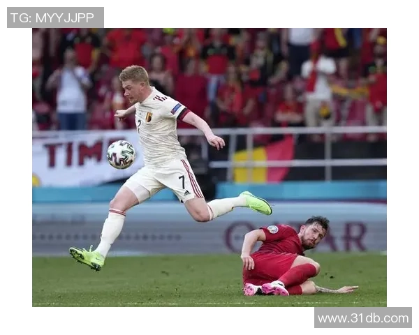 足球明星点球助跑技巧揭秘助你轻松掌握罚球的艺术与心理战术