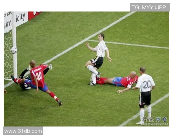 足球明星精彩进球集锦全景回顾让你重温经典瞬间